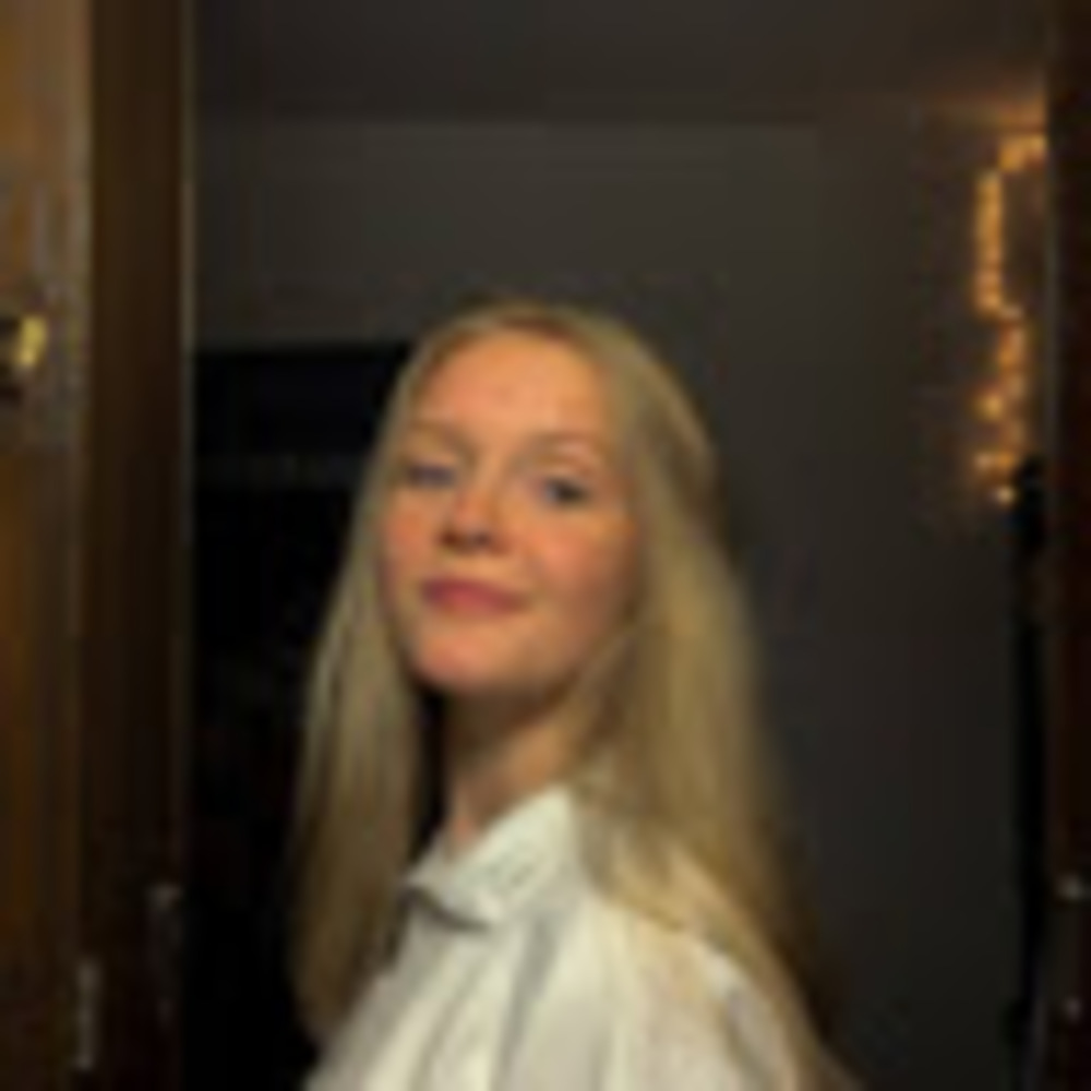 Meet your Posher, Casey